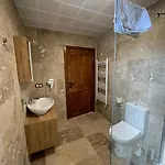 Yusuf Bey House Otel 3*