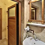 Yusuf Bey House Otel 3*