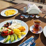 Otel Yusuf Bey House 3*