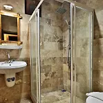 Yusuf Bey House Otel