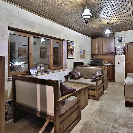 מלון Yusuf Bey House 3*