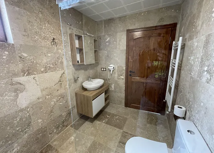 유서프 베이 하우스 3*